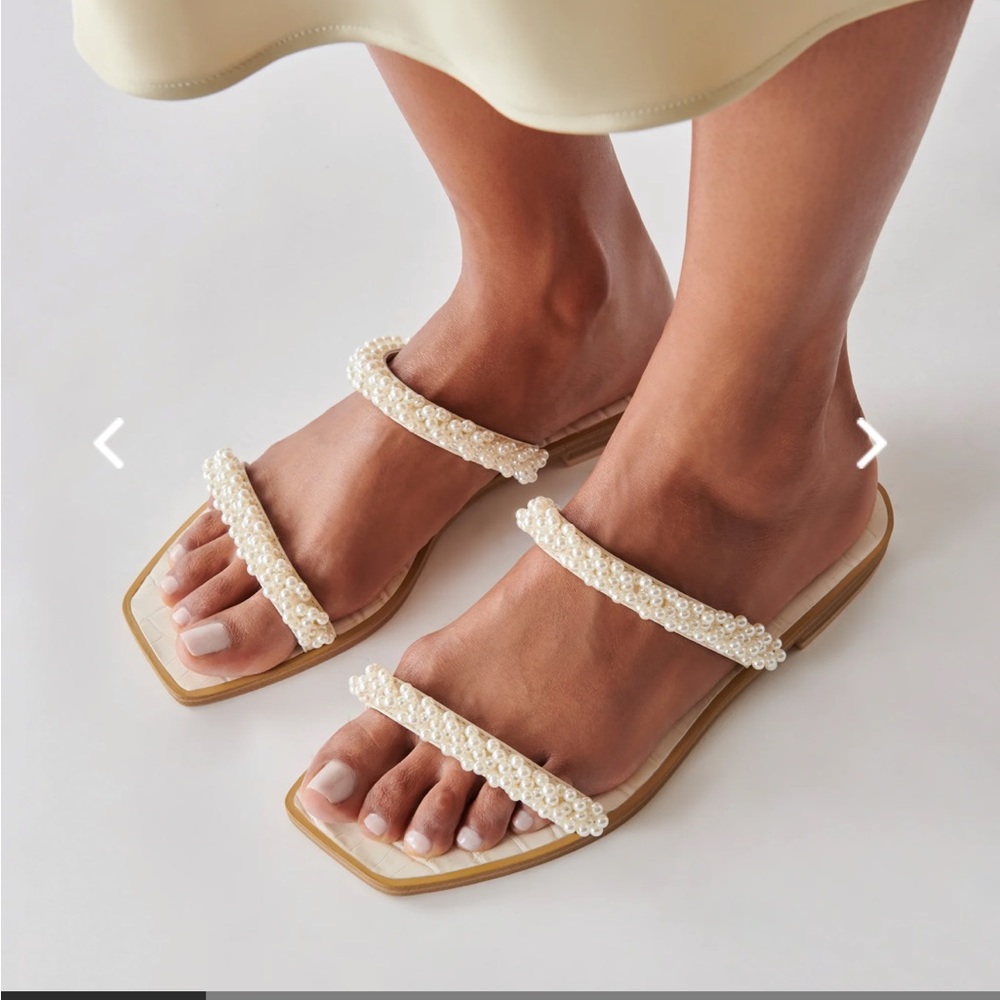 NWT Dolce Vita Ivee Sandal Vanilla Pearl Size 8.5